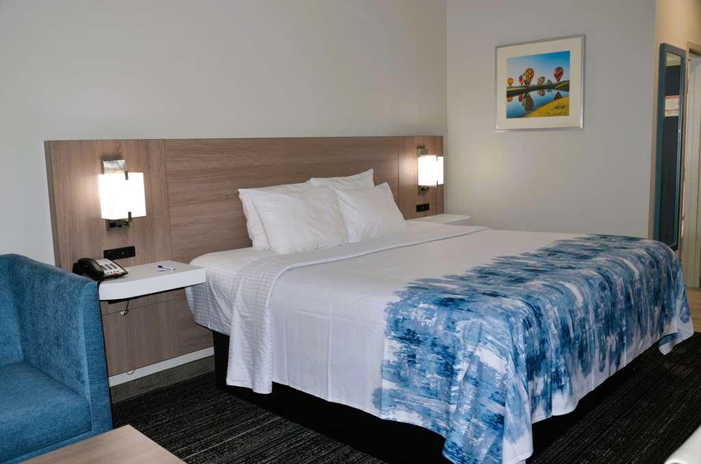 Hotel Americas Value & Suites-foley